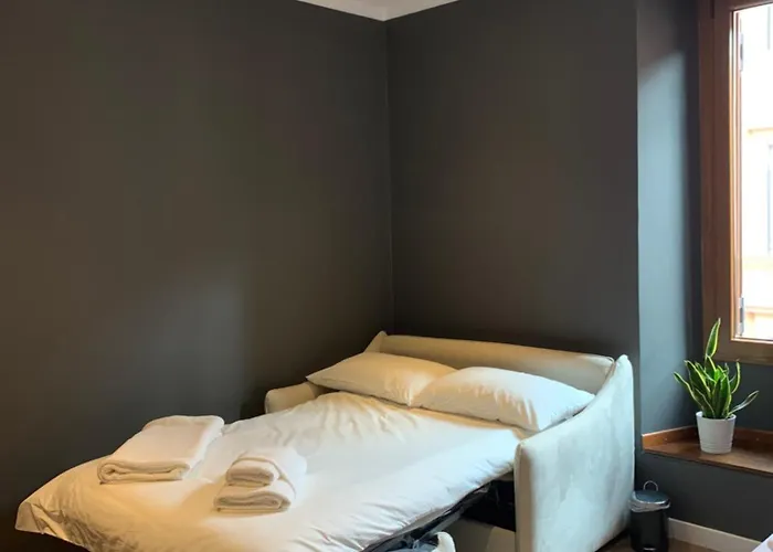 Apartment San Lorenzo Elegance - Just Steps From The Colosseum *