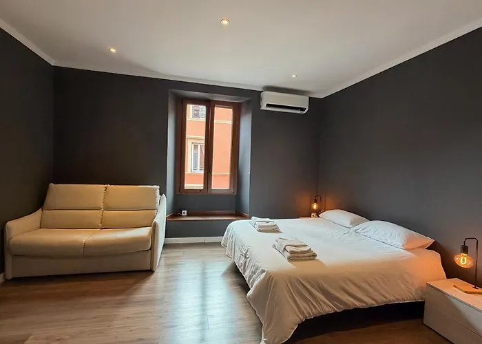 San Lorenzo Elegance - Just Steps From The Colosseum Apartment Rom